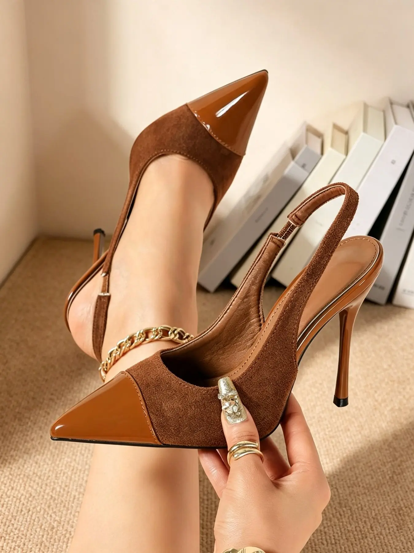 Women's Pointed-Toe High Heels, PU Patent & Suede Spliced Slingback Stilettos, Fashionable & Sexy Versatile Shoes for Work, Dates & Banquets, Fashionable Party Shoes, Elegant Evening Footwear, Date Night Footwear