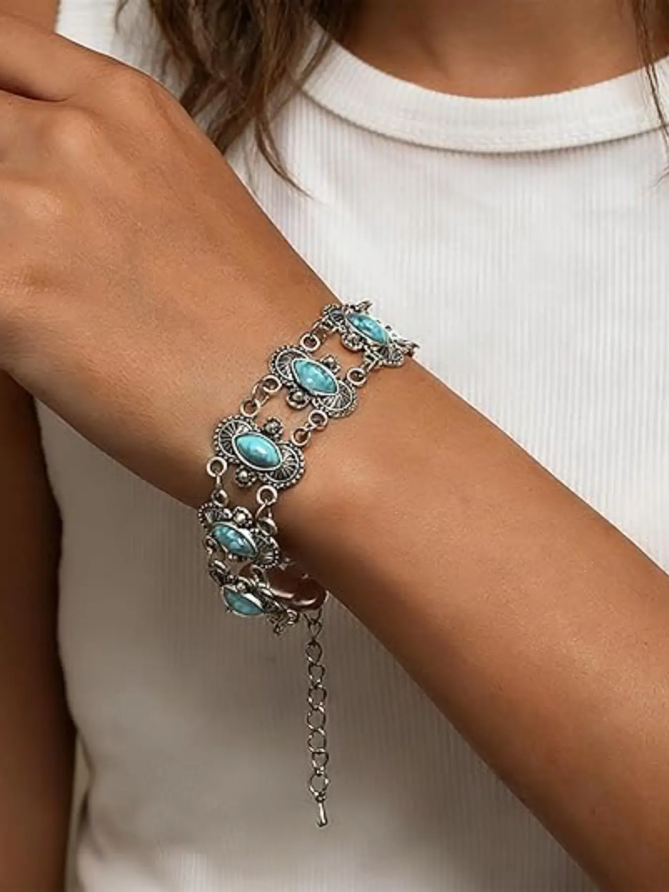 Women's Western Style Bracelet, Turquoise Chain Bracelet, High Quality Bracelet, Perfect for Country Concert, Western Fashion Jewelry, Ladies Accessories