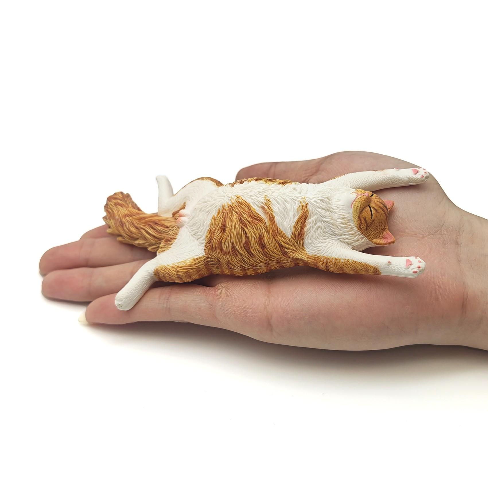 Cat Animal Model Statue Decorative Figurine for Home Decoration and Collection, Garden Office Desktop Bonsai Ornament