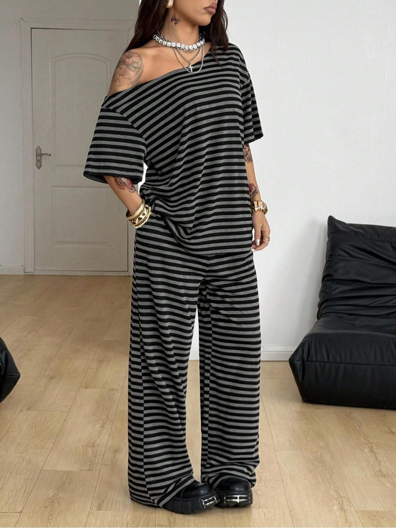 Women's Casual Streetwear Two-Piece Set, Comfortable Shoulder-Exposed Top & Wide-Leg Pants, Daily Wear Sportswear Women's Casual Streetwear Two-Piece Set, Comfortable Shoulder-Exposed Top & Wide-Leg Pants, Daily Wear Sportswear