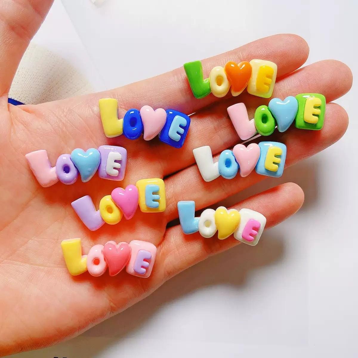 Letter Love Cream Resin Mini Toy, Micro Landscape Decor, Garden Ornament, Dollhouse Decoration, Mini Car Decor, Magical Happy Toy