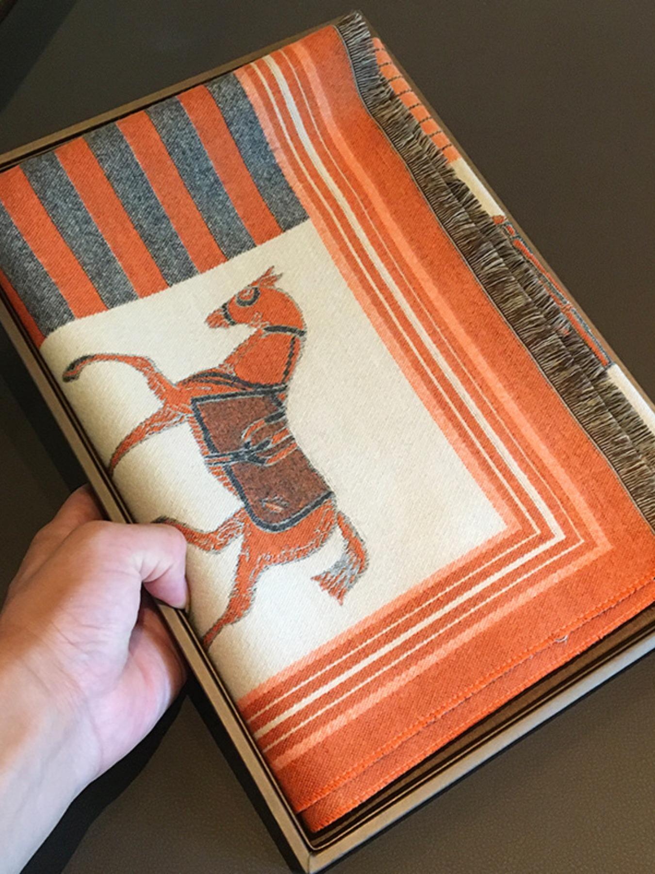 Boho-Style Horse-Pattern Scarf with Fringe-Trim, Casual Soft Warm Shawl for Fall and Winter, Fashion Accessory for Women & Girls