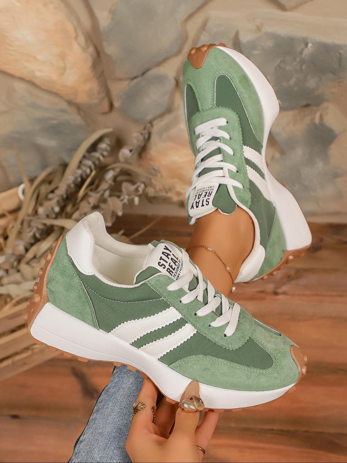 Women's new fashionable lace-up sneakers, autumn and winter outdoor walking shoes, versatile thick-soled platform comfortable casual shoes, suitable for daily leisure and commuting wear, must-have for gifting and back-to-school