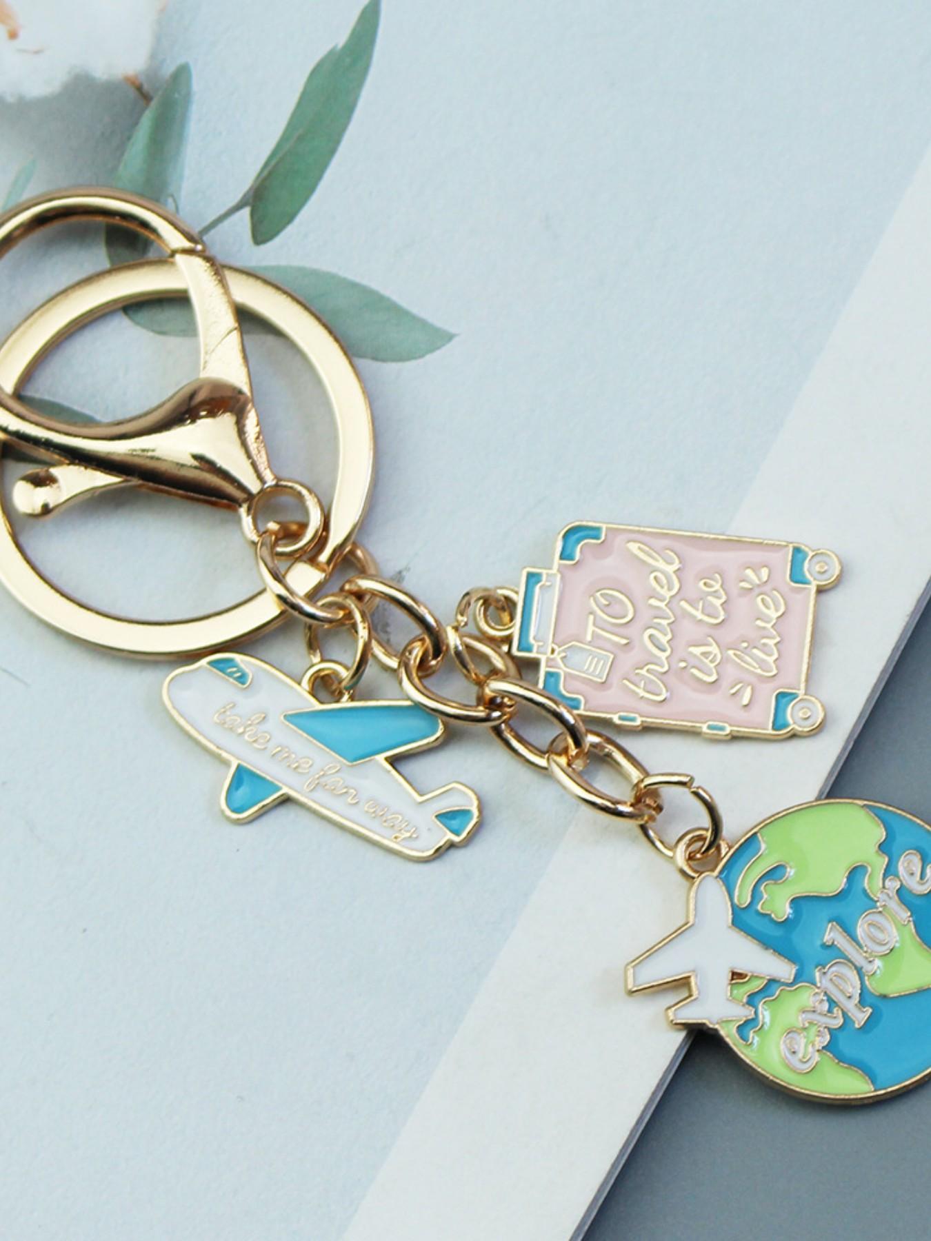 Travel Keychain Creative Earth & Plane Pendant, Unique Travel Accessory, Durable Metal Material, Perfect Gift for Travelers