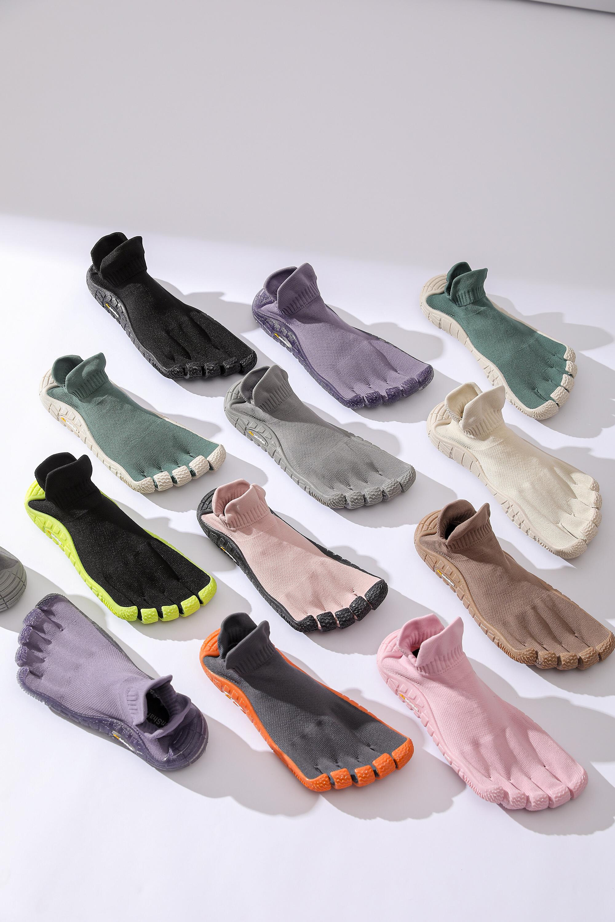 GallonShark Barefoot Magic Claw Five Finger Shoes Home Essentials Sock Shoes Multi-Purpose & Ultra-Portable Water Footwear Beach shoes