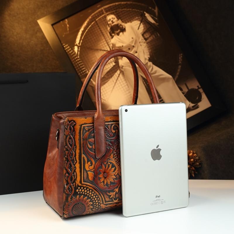 Vintage Tannery Craft Embossed Handbag, Traditional Floral Pressed Large Capacity Commuter Bag, Mom Style Shoulder Crossbody Bag