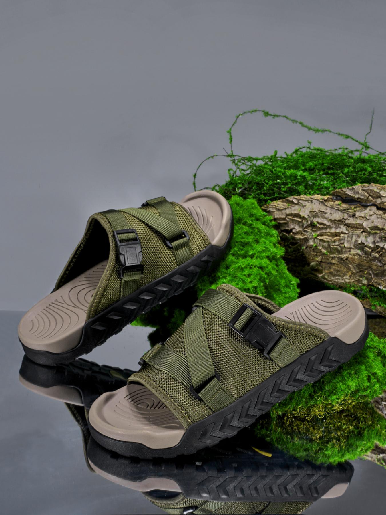 Men's Solid Color Mesh Double Buckle Flip-Flops Thick-Soled Non-Slip Outdoor Sandals Breathable Casual Beach Slippers