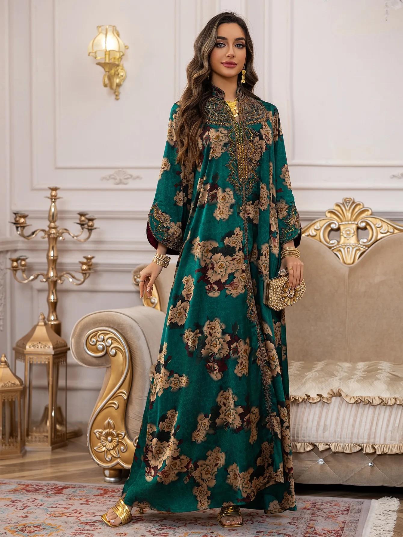Middle Eastern Muslim Fashion Abaya, V-Neck Embroidered Ethnic Long Sleeve Dress, Modest Dresses, Modest Muslim Outfits, Modesty Muslim Clothing, Islamic Muslim Clothing, All Seasons Fitted Glossy Fabric, 103375 Model