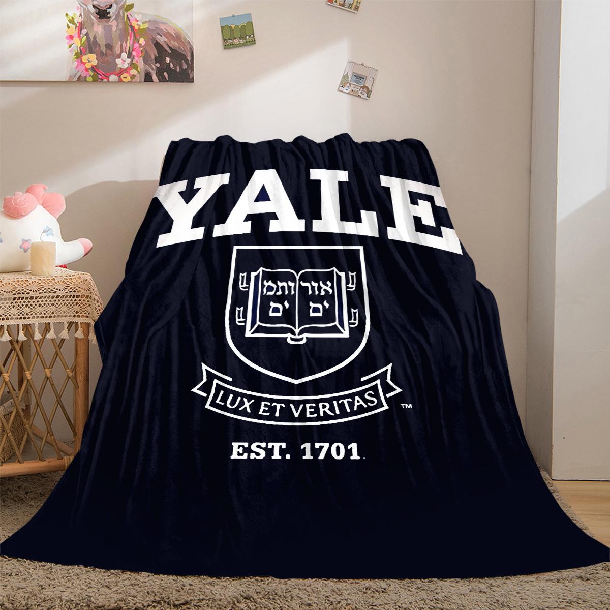 YALE University logo patterned blanket, retro and trendy, a stylish, soft, and warm blanket, the best gift for gamers, racing enthusiasts, and fashionistas.