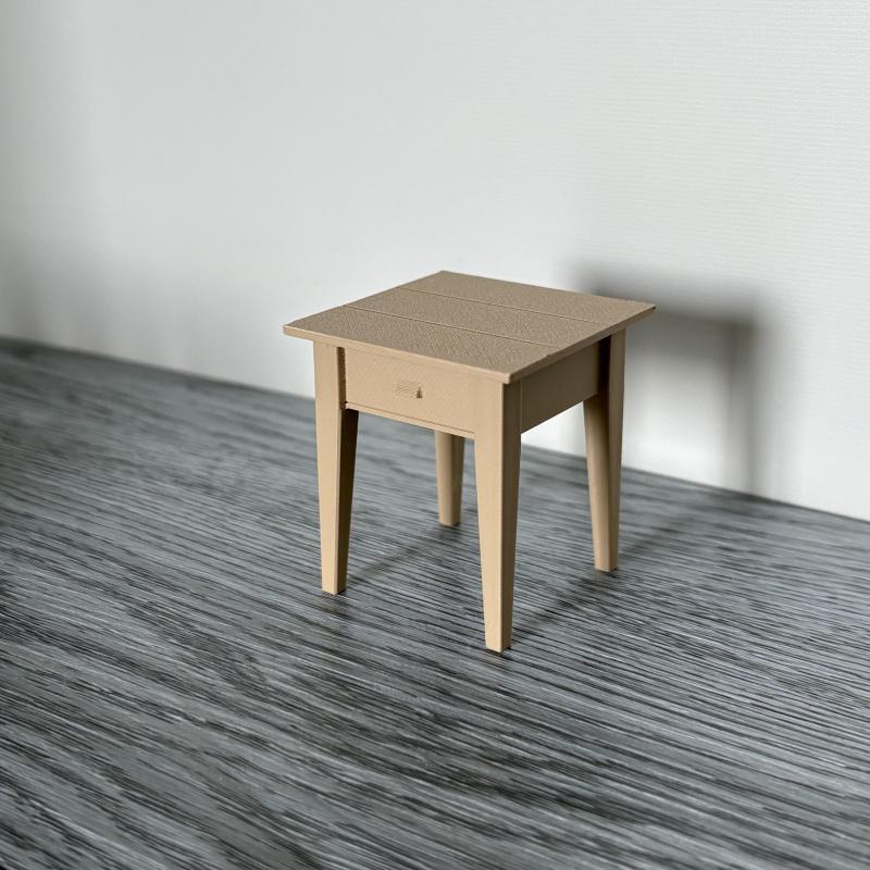 1:12 scale mini bedside table model, minimalist design, made of PLA material (not wood). Very suitable for decorating dollhouse bedrooms, model houses, BJD and OB11 dollhouse decorations, holiday gifts, and birthday surprises