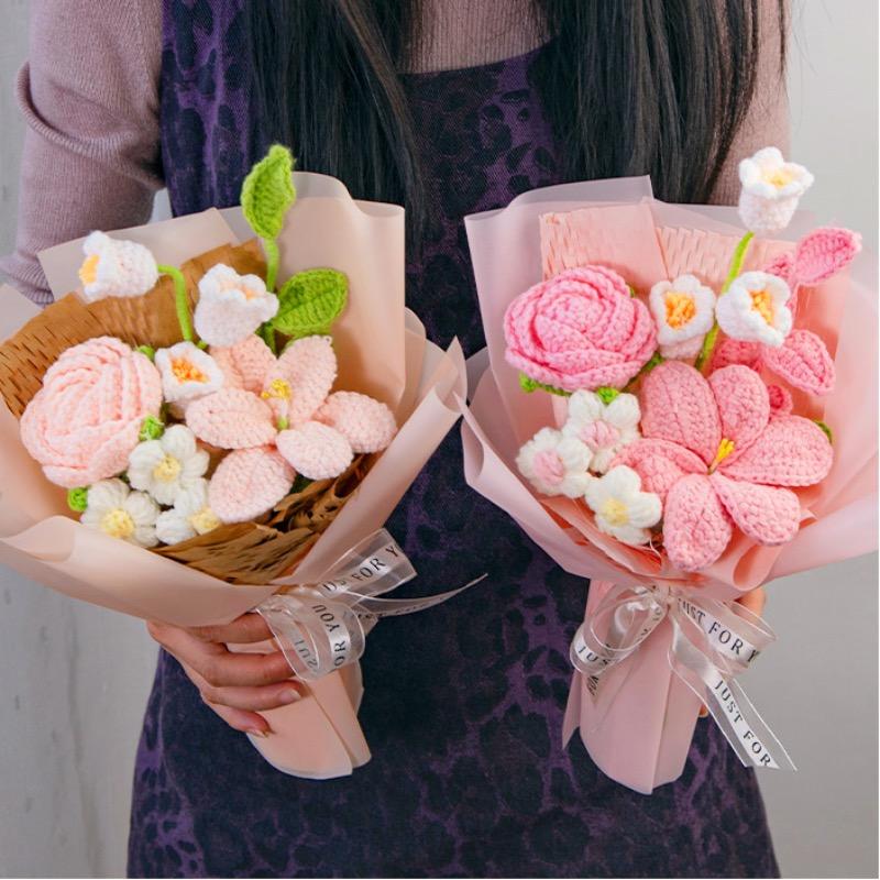 Handmade Crochet Flower Bouquet with Lily Rose Tulip,Artificial Flowers Soft Yarn Material Home Decor Accent Everlasting Gift for Lover Friend Mom Valentine's Day Birthday Anniversary,Valentine's Day Gifts,Valentine's Day Bouquets