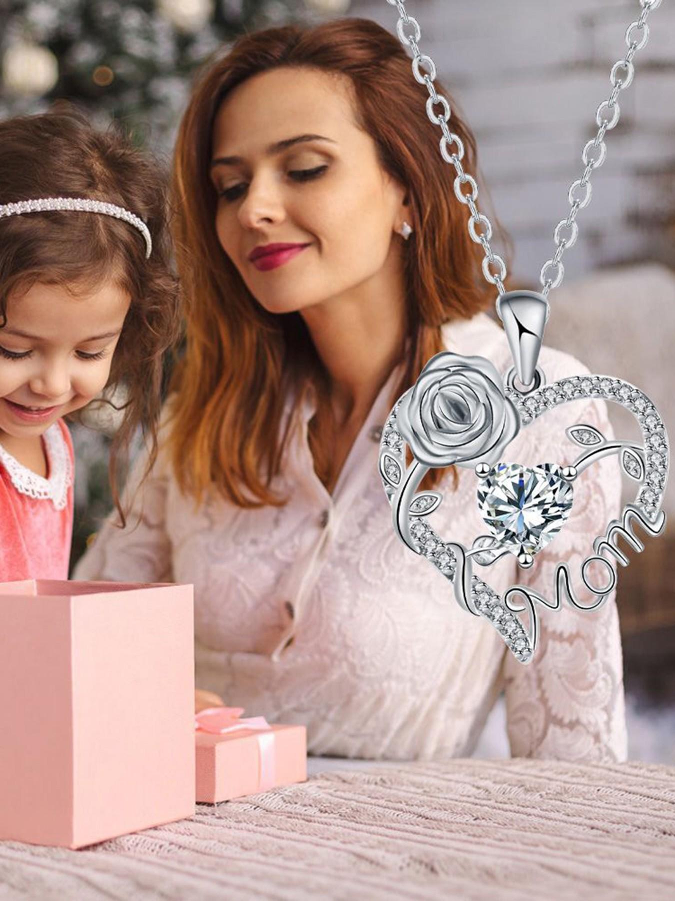 This rose jewelry gift box contains a heart-shaped rose mother's pendant necklace, a perfect gift for her/mother, aunt, grandmother, or wife on birthdays, Mother's Day, Valentine's Day, Women's Day, and Christmas.