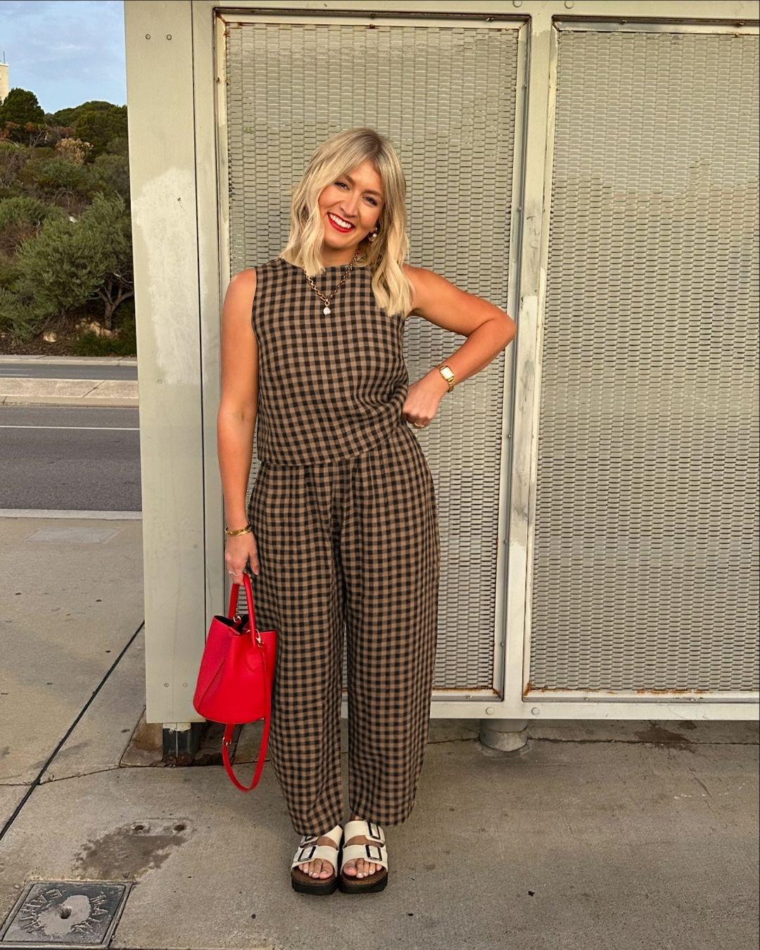 Summer New Women's 2 Piece Set Suits Cotton Plaid Crop Top Sleeveless Loose Fit Pocket Nine-Tenths Pants, Beach Vacation Casual Daily Wear