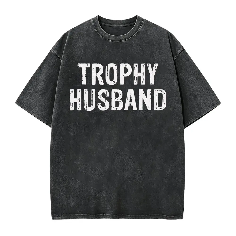 Black Plus Size Crew Neck Tee for Men 'TROPHY HUSBAND' Bold Text Design Vintage Distressed Look Comfortable Fit for Casual Attire Ideal Gift for Him PLUS SIRetro Casual Short-sleeved T-shirt with a Round Neck