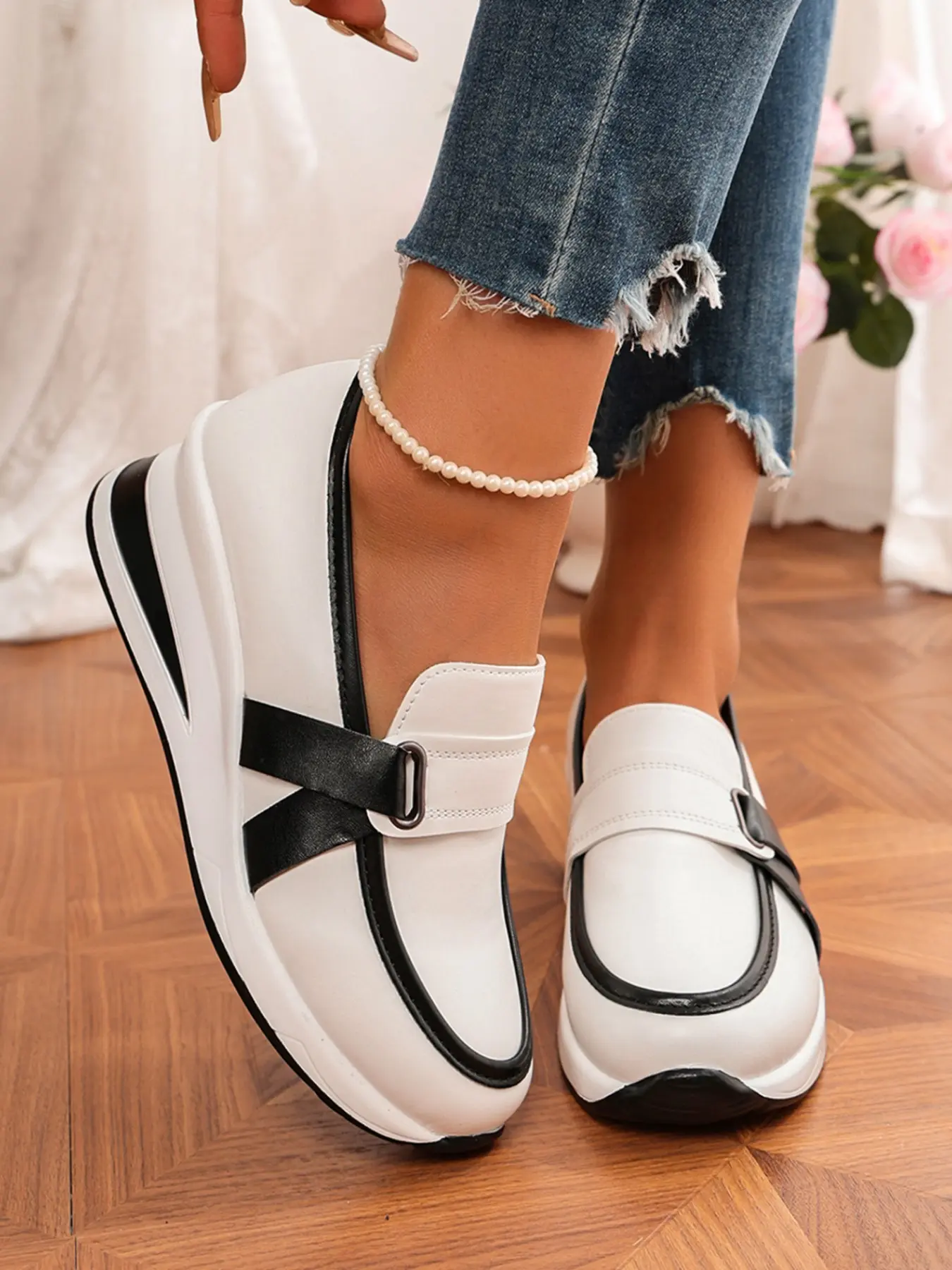 Women's Fall Winter Slip-On Shoes, Ultra-Soft Wedge Heel, Comfortable Mom Sneakers, Casual Daily Wear, Perfect for Cold Weather