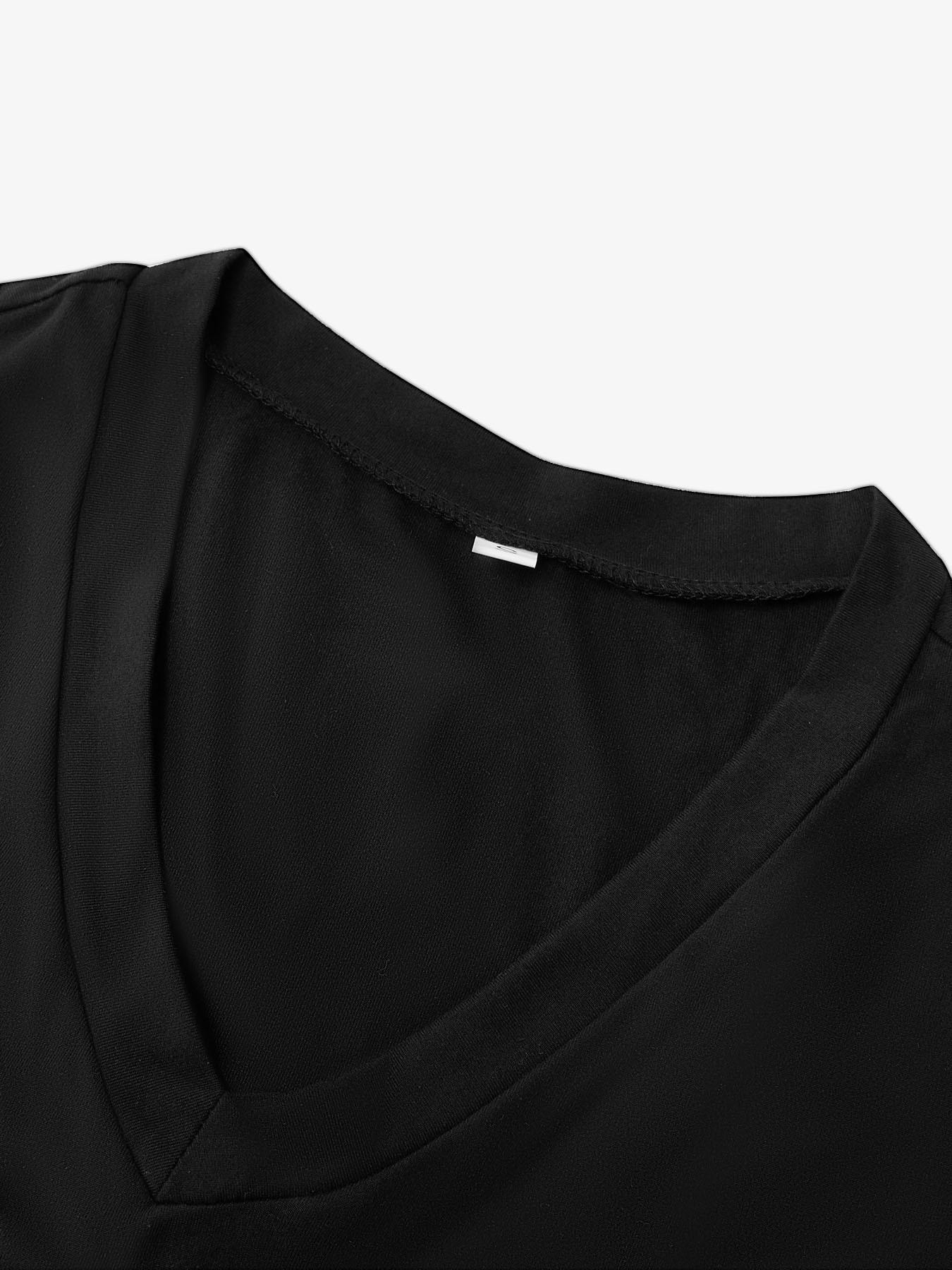 Women's Solid Black V-Neck T-Shirt, Soft and Casual Short-Sleeved Top, Suitable for Everyday Wear and Vacation Occasions.