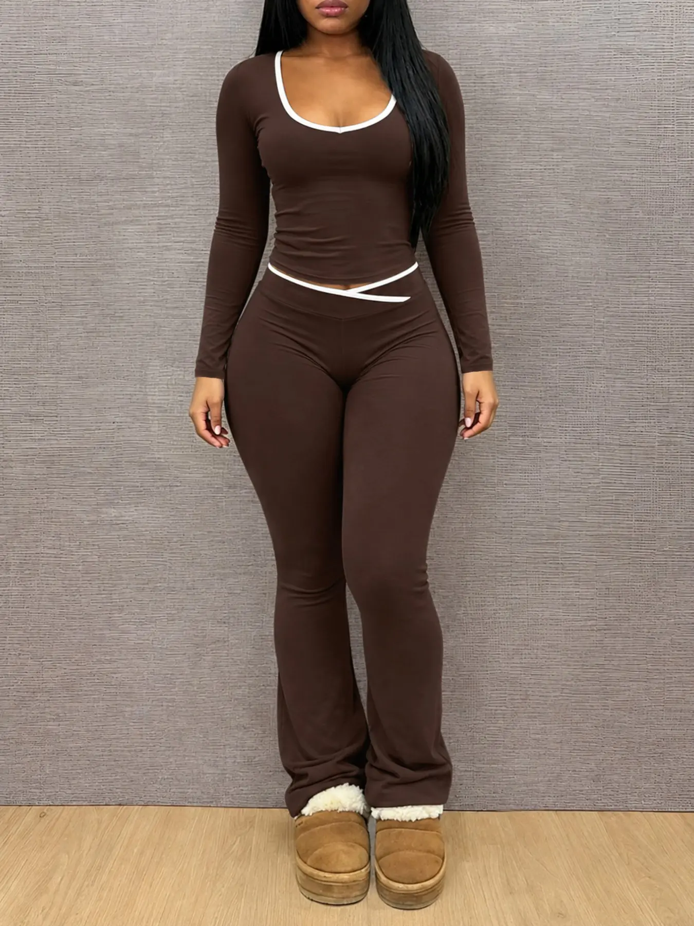 Lovelywholesale Basic Soft Long Sleeve Suit, Fitted Cross Waist Home Wear, High-Waisted Flared Pants, 3-Pack Casual Set for All Seasons