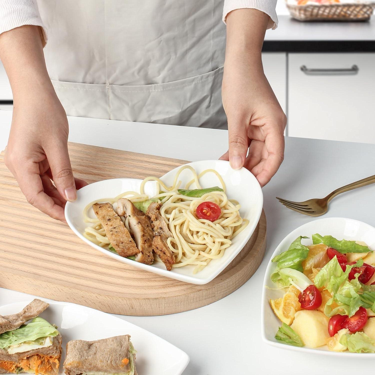 4-Piece Heart-Shaped Ceramic Plates Set, Stackable Dessert Salad Fruit Snack Chips Sandwich Cheese Biscuit Serving Dishes, Oven Microwave Dishwasher Safe, Modern Ceramic Dinnerware