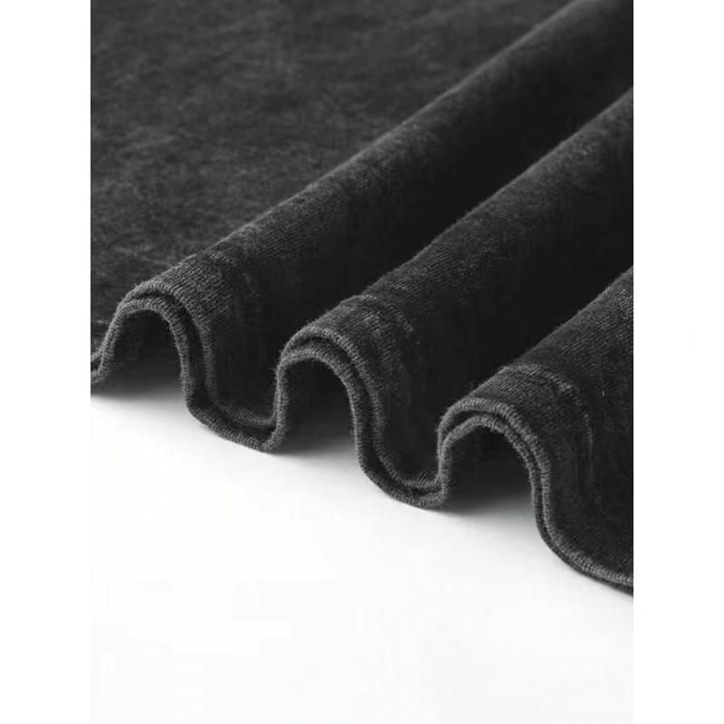 Berserk Guts Graphic Oversized T-Shirt Unisex, Vintage Washed Distressed Crew Neck Tee, Retro Dark Fantasy Streetwear Casual Top, Manga Aesthetic Fashion for Men Women, Outdoor Daily Wear