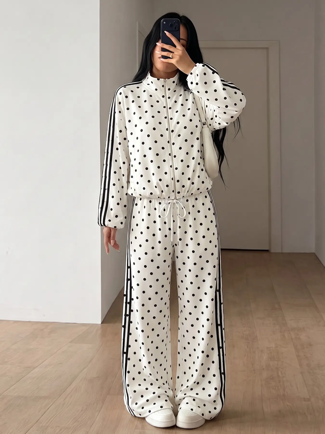 Women's satin fashion polka dot & stripe print sports set, zip-up stand collar jacket and sweatpants set, casual street sports style for everyday fashion #PolkaDotSportsSet #StreetFashion #CasualLoungewear #CroppedJacketSet