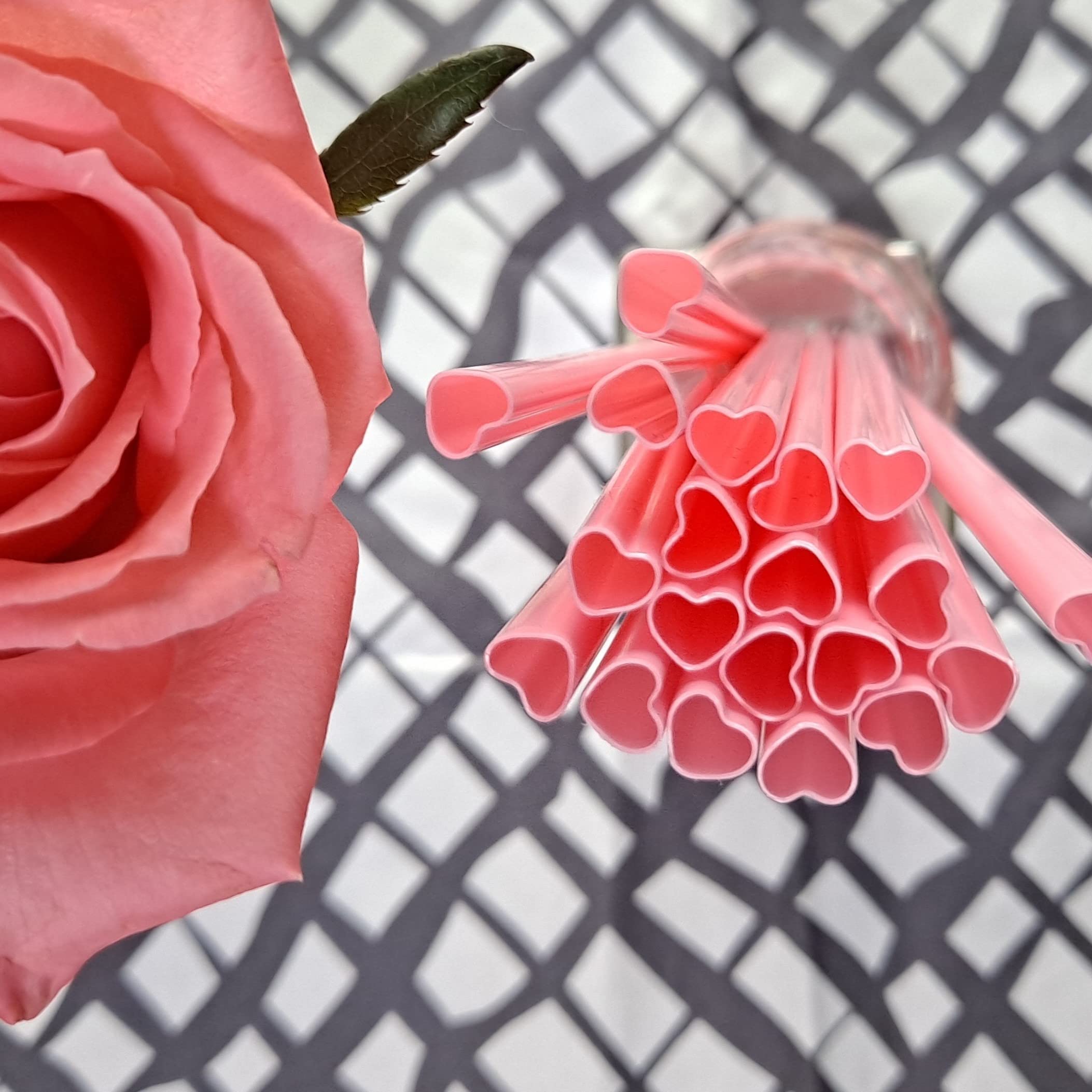 5/20/50/100/200pcs Cute Heart-Shaped Straws for Boba and Iced Coffee, Picnic, Valentine's Day, Wedding Theme Party Drink Accessories, Home Bar Accessories