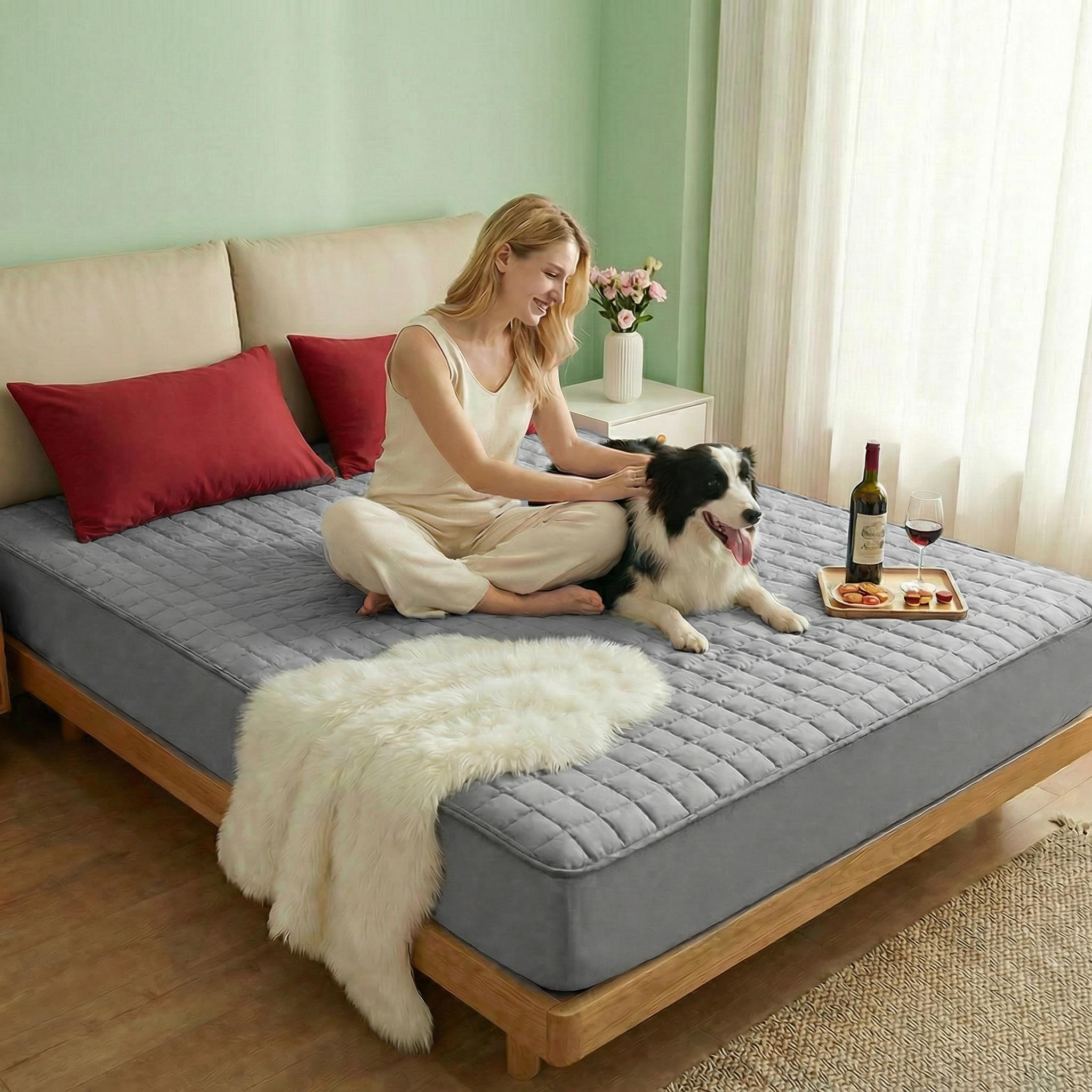 1PC quilted waterproof bed sheet (without pillowcase and pillow) is soft, durable, easy to care for, machine washable, and perfect for bedrooms and guest rooms