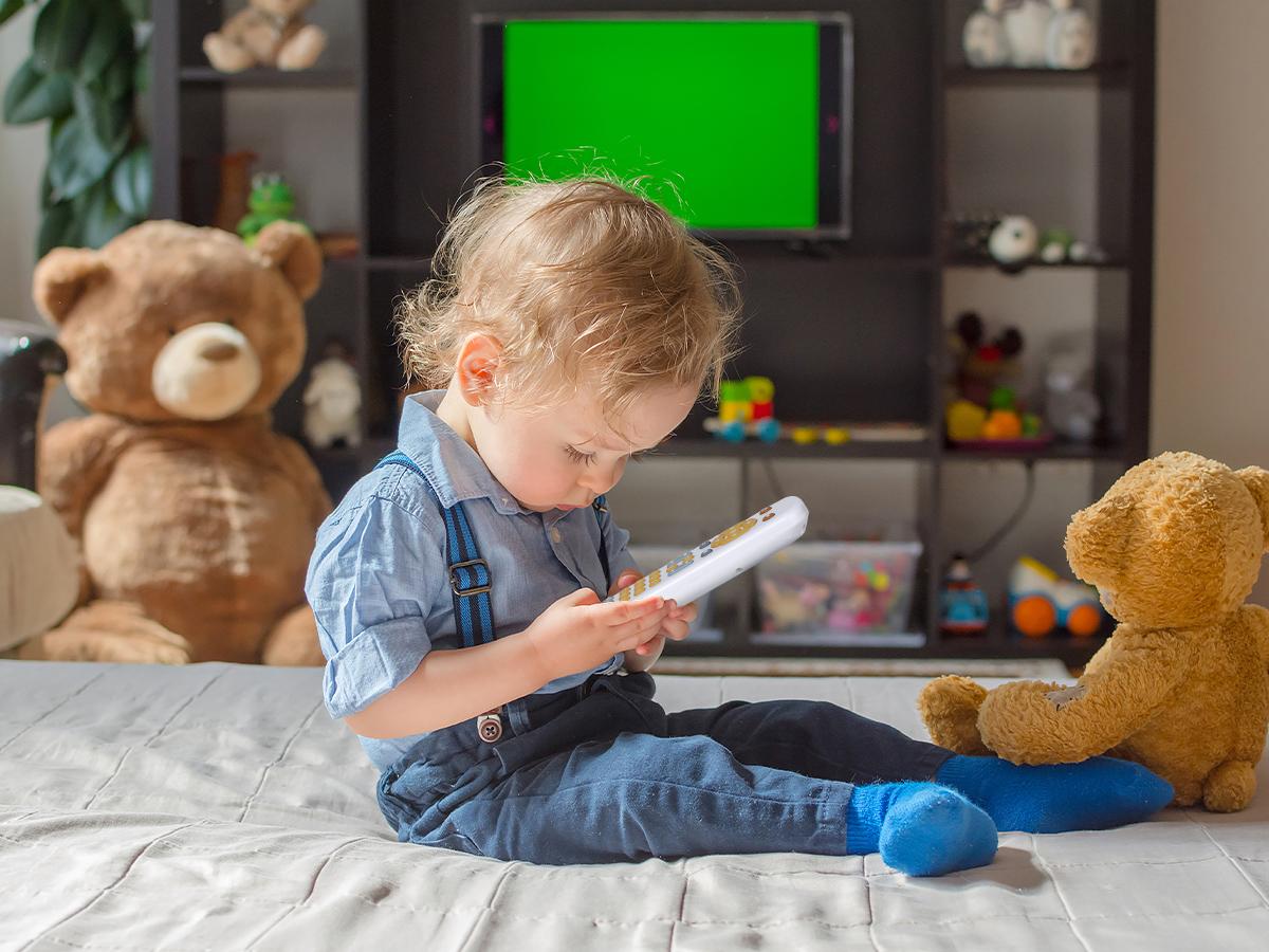 Orzbow Baby Remote Control Toy for 6 Months+ with Music, TV Remote Toy with Realistic Light and Sound - English, French and Spanish for Infant Play Remote Musical Toys, BPA Free, Black Orzbow Baby Remote Control Toy for 6 Months+ with Music, TV Remote Toy with Realistic Light and Sound - English, French and Spanish for Infant Play Remote Musical Toys, BPA Free, Black