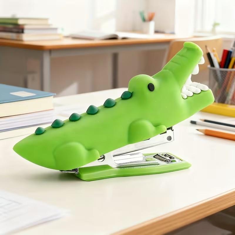 Cute Crocodile-Shaped Stapler, Decorative, Functional and Practical, Small Size, Ideal for Students and Office Use, Adorable Design Stationery Item, Office Accessories