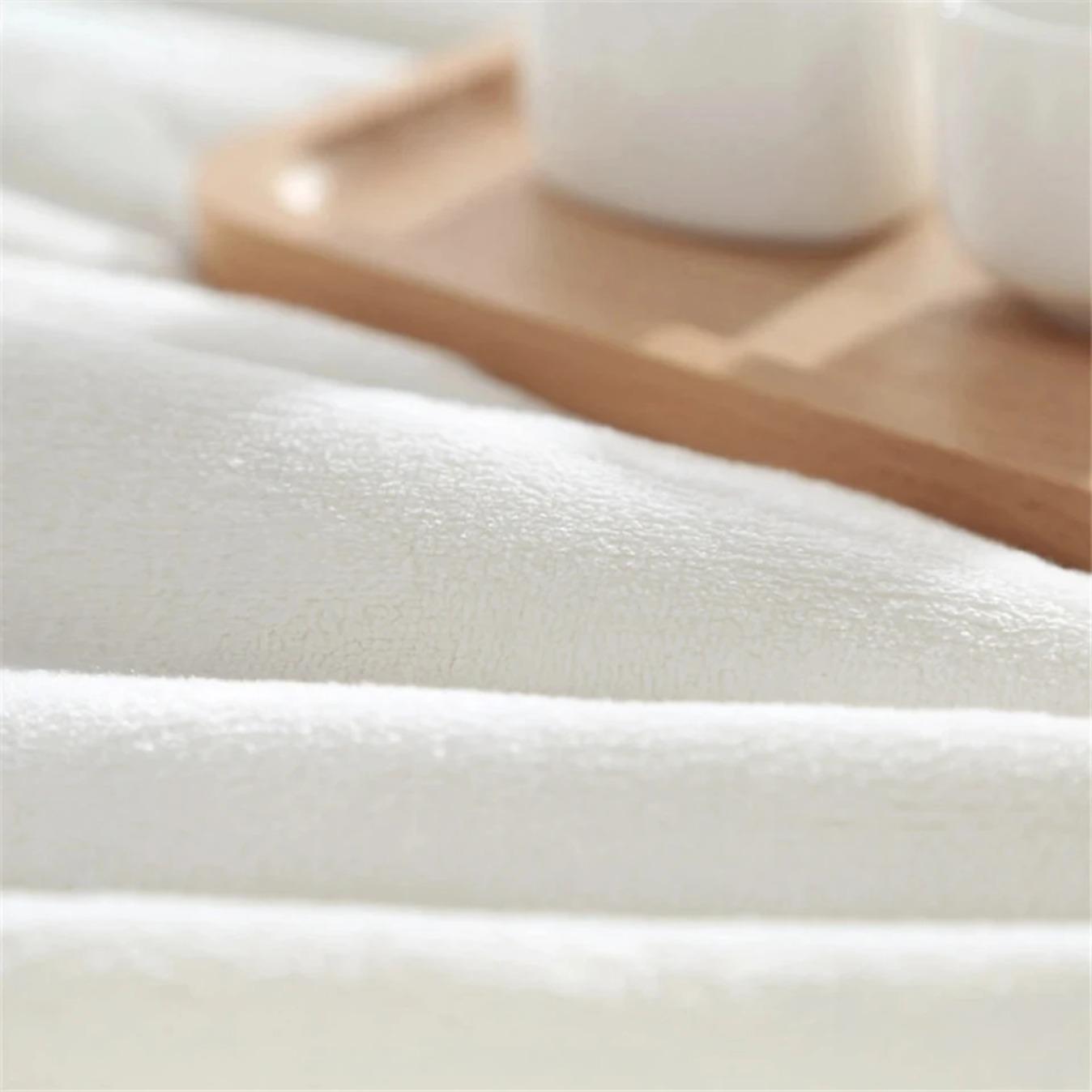 Cute Capybara Cartoon Blanket Soft Plush Throw Cozy Warm Flannel Blanket for Sofa Bed Kids Room Nursery Travel Home Decor Gift Cute Capybara Cartoon Blanket Soft Plush Throw Cozy Warm Flannel Blanket for Sofa Bed Kids Room Nursery Travel Home Decor Gift