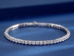 Princess Cut Cubic Zirconia Tennis Bracelet for Women, Silver Plated Square Crystal Tennis Chain Bracelet, Sparkling Simulated Diamond Bracelet, Elegant Wedding Party Stackable Jewelry Gift for Her