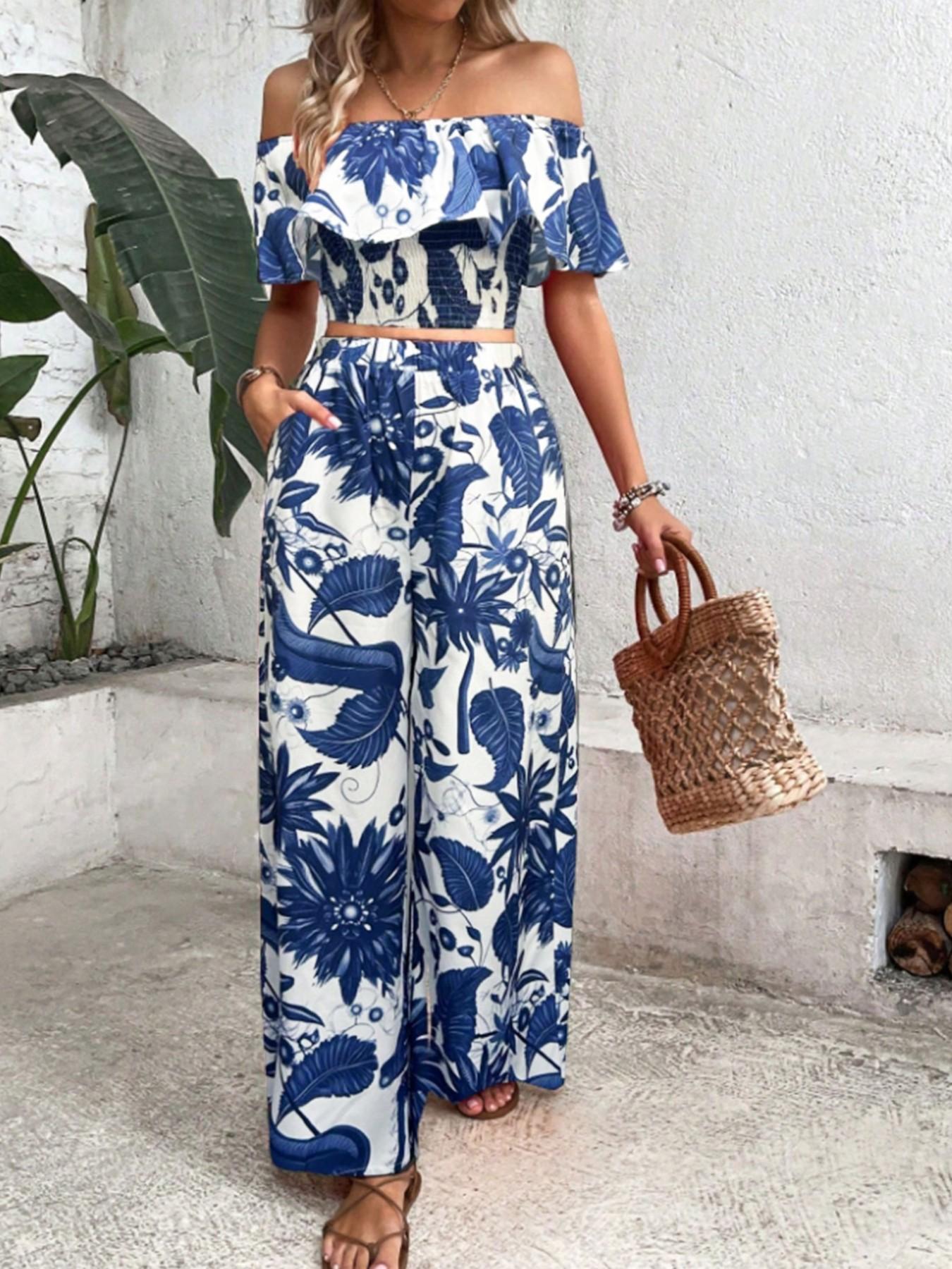 Spring Summer New Women's Fitted Two-Piece Set, Elegant Vacation Style Halter Crop Top + Casual Pants, Perfect for Daily Commute, Street, Beach Parties