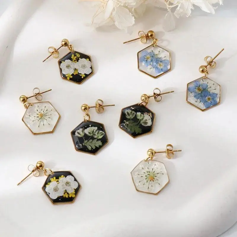 Elegant Pressed Flower Earrings Blue Dried Floral Earrings Handmake Epoxy Resin Natural Plant Earring Custom Jewelry Wholesale