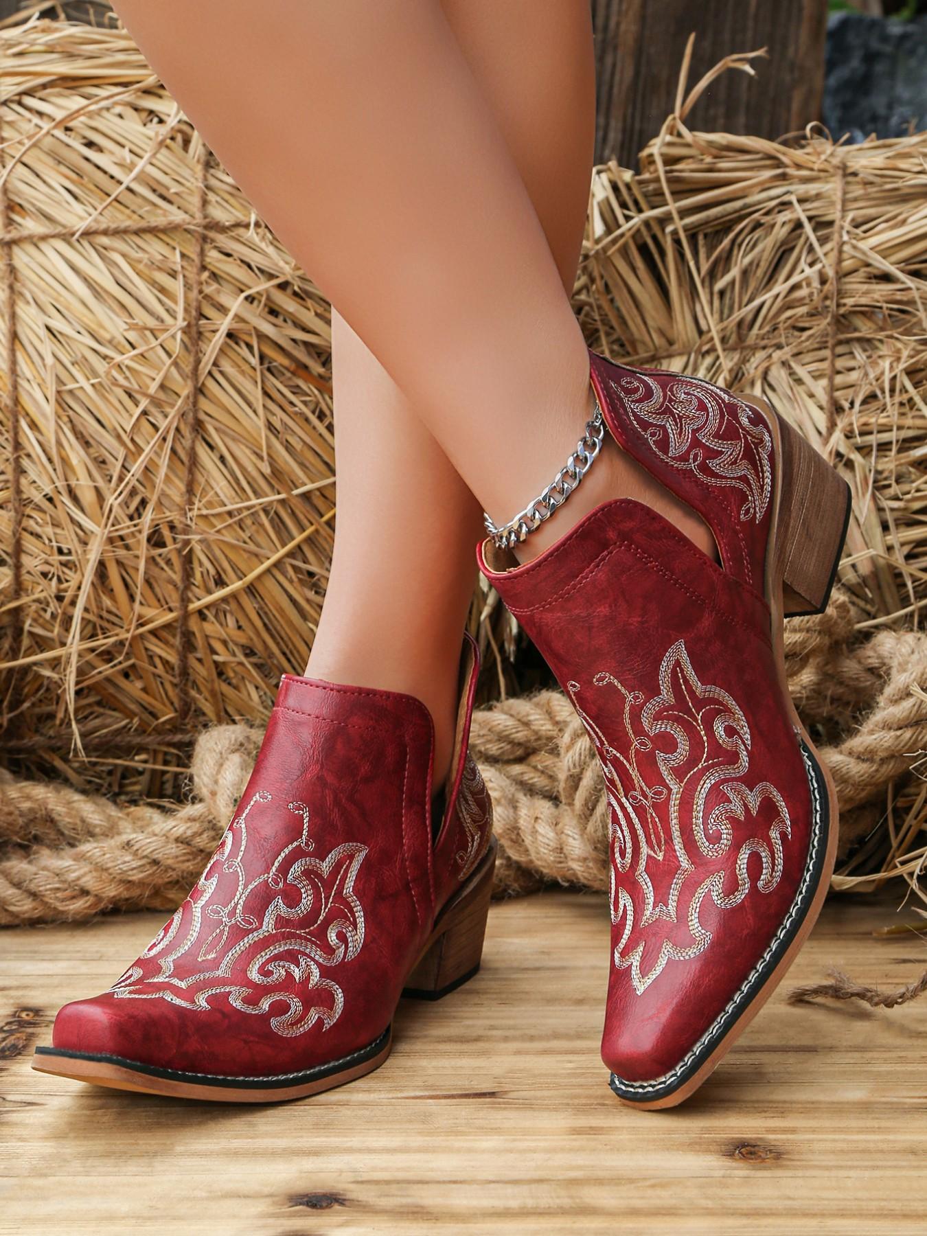 Women's Short Cowboy Ankle Boots, Embroidered Ankle Boots, V-Cut Slip-On Western Booties with Embroidery, Block Heel PU Leather Cowgirl Boots for Everyday Wear