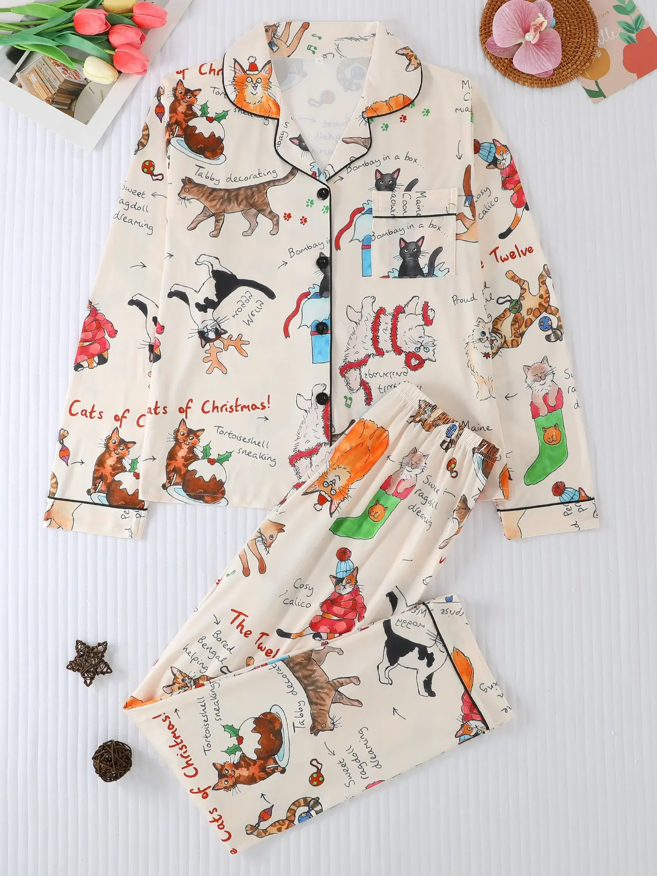 Women's Christmas Cartoon Cat Print Pajama Set, Button Front Long Sleeve Top and Comfortable Pants, Casual Fitted Sleepwear for All Seasons