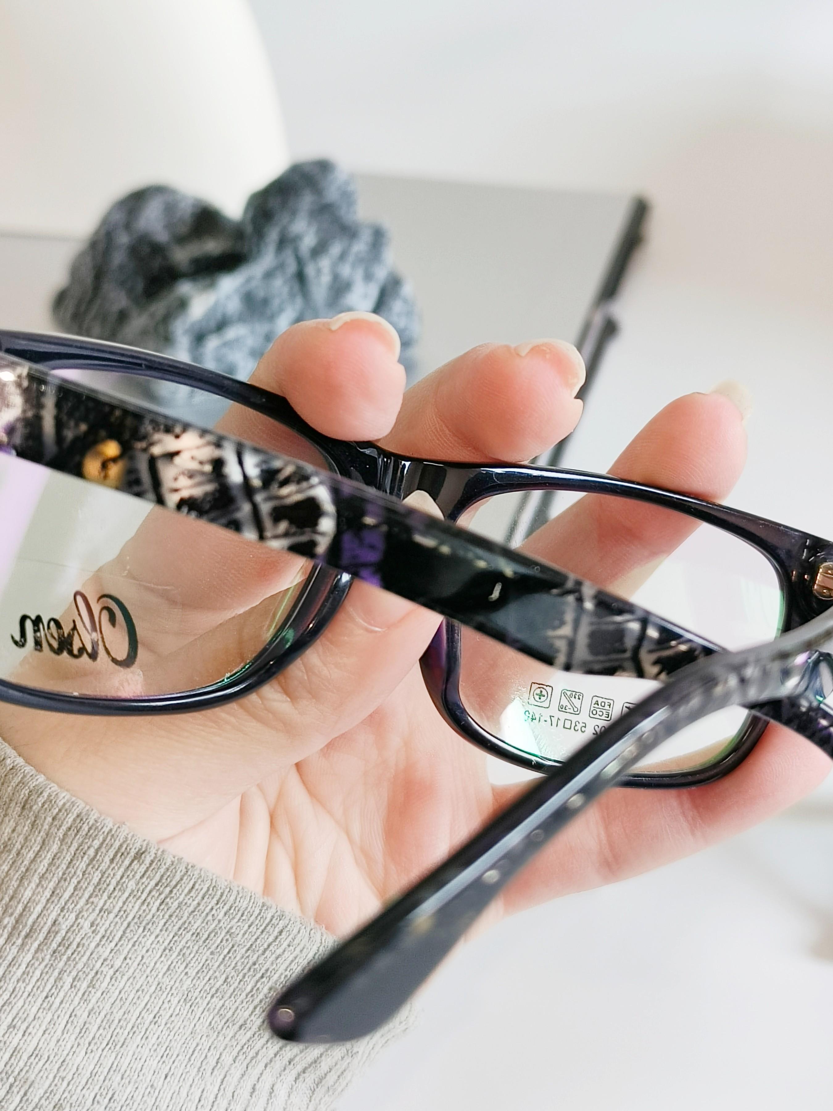 Single-Piece Cat Eye Glasses Frame, Korean Style Lightweight Design, Wide Nose Bridge Comfortable Fit, Blue Light Protection for Office Women