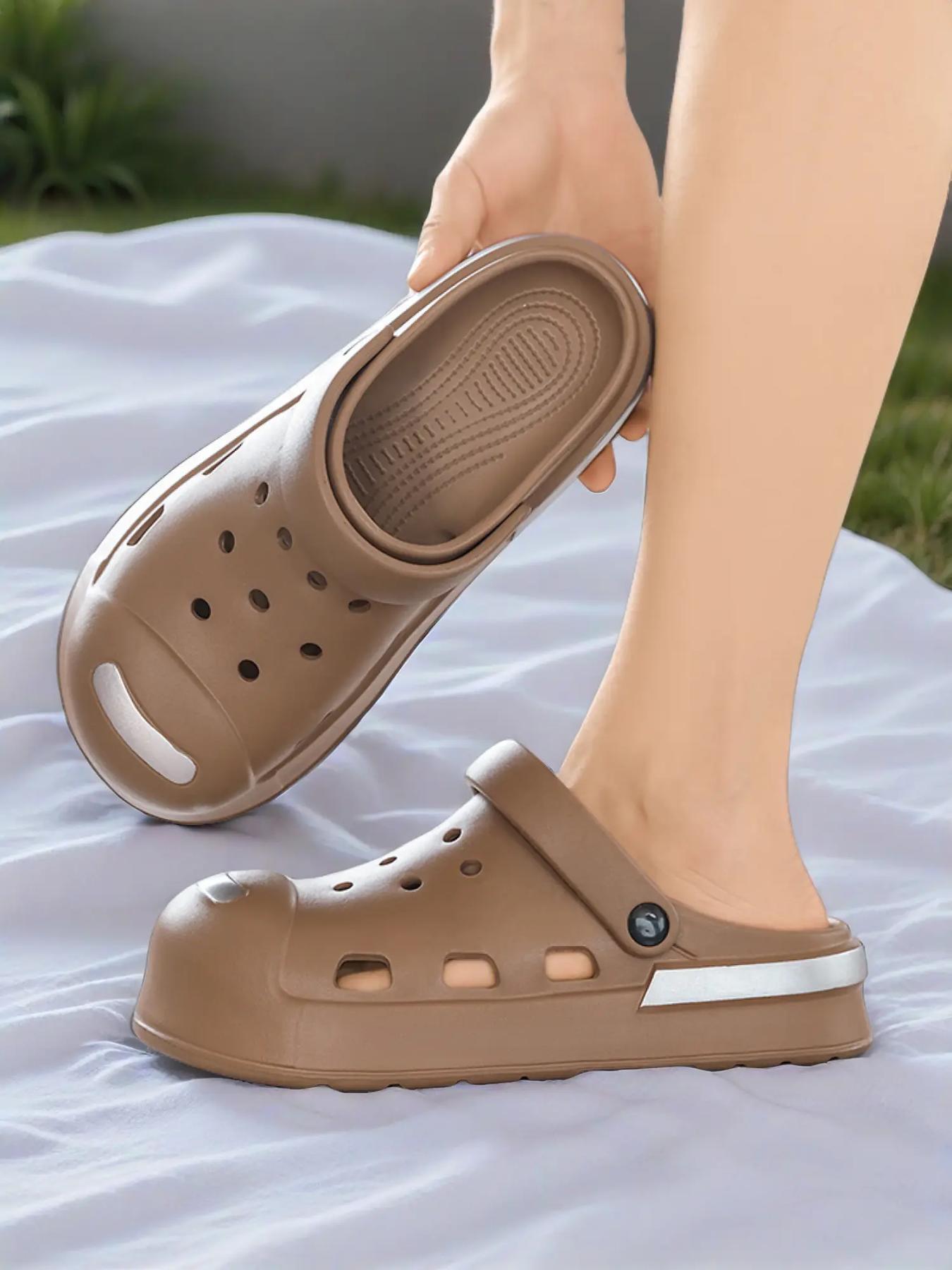 Unisex Brown Thick-Soled Clogs: Dual-Wear Toe-Cap, Summer Outdoor Beach Slides