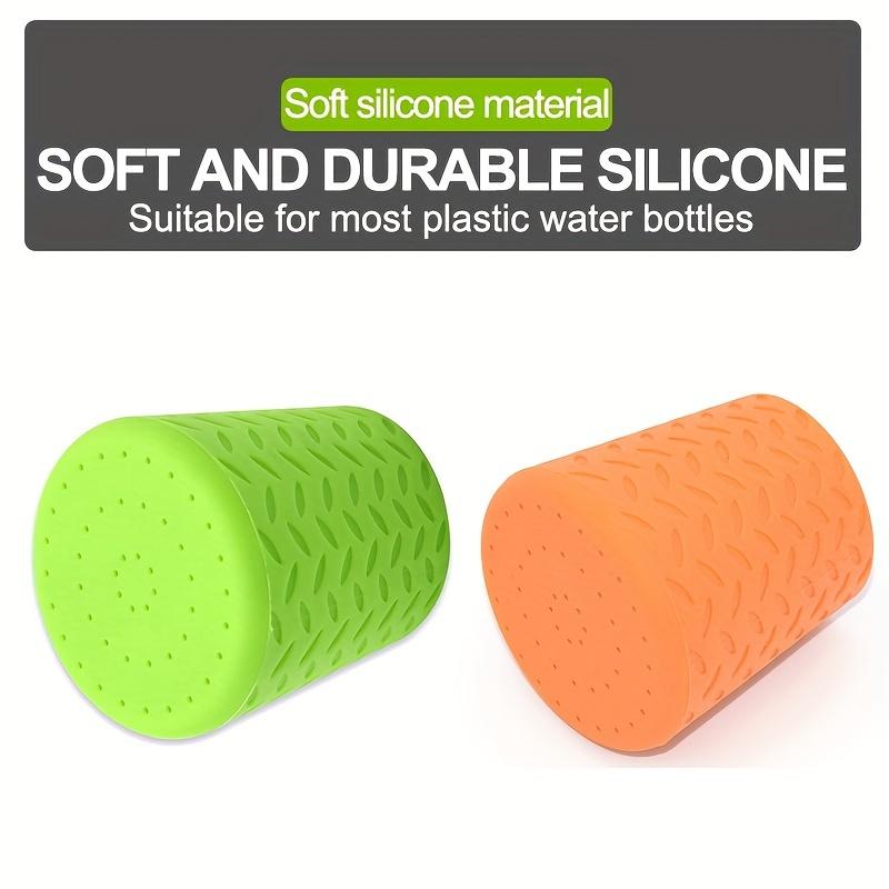 An innovative silicone pet shower nozzle, portable pet bath and outdoor faucet accessory, multifunctional dog bath nozzle, suitable for standard bottles, pet grooming and cleaning products, suitable for camping, hiking and beach travel