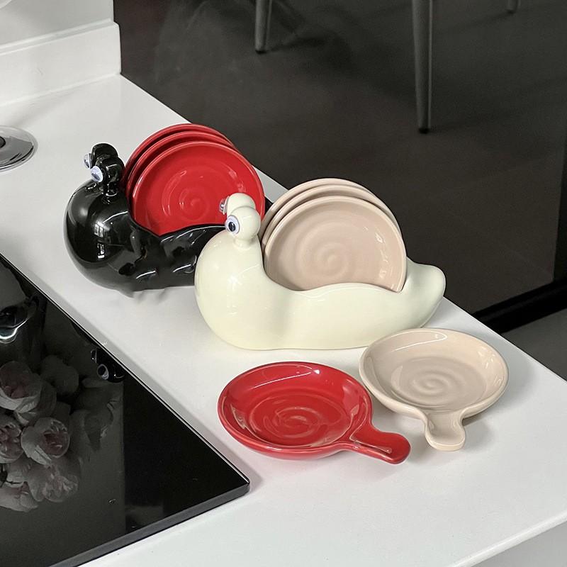 Cute Snail Ceramic Dipping Dish Set, 5-Piece Includes Storage Box, Perfect for Table or Coffee Table Snacks Desserts Candies