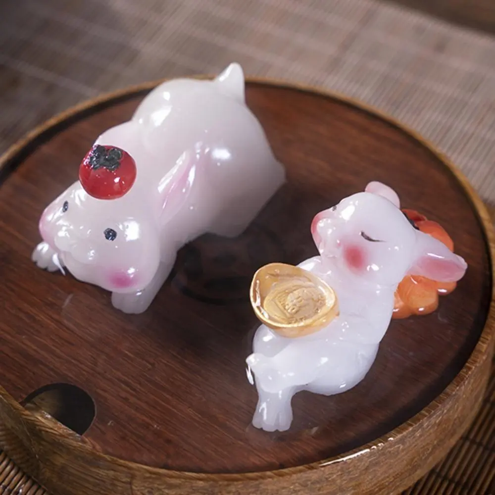 Hand-Made Traditional Minimalist Zisha Charm - Glossy Heat-Sensitive Color-Changing Jade Rabbit, Compact Decorative Mini Good Luck Figurine with Stable Base, Tea Set Accessory for Tea Time, Bag Charm Holiday Gift