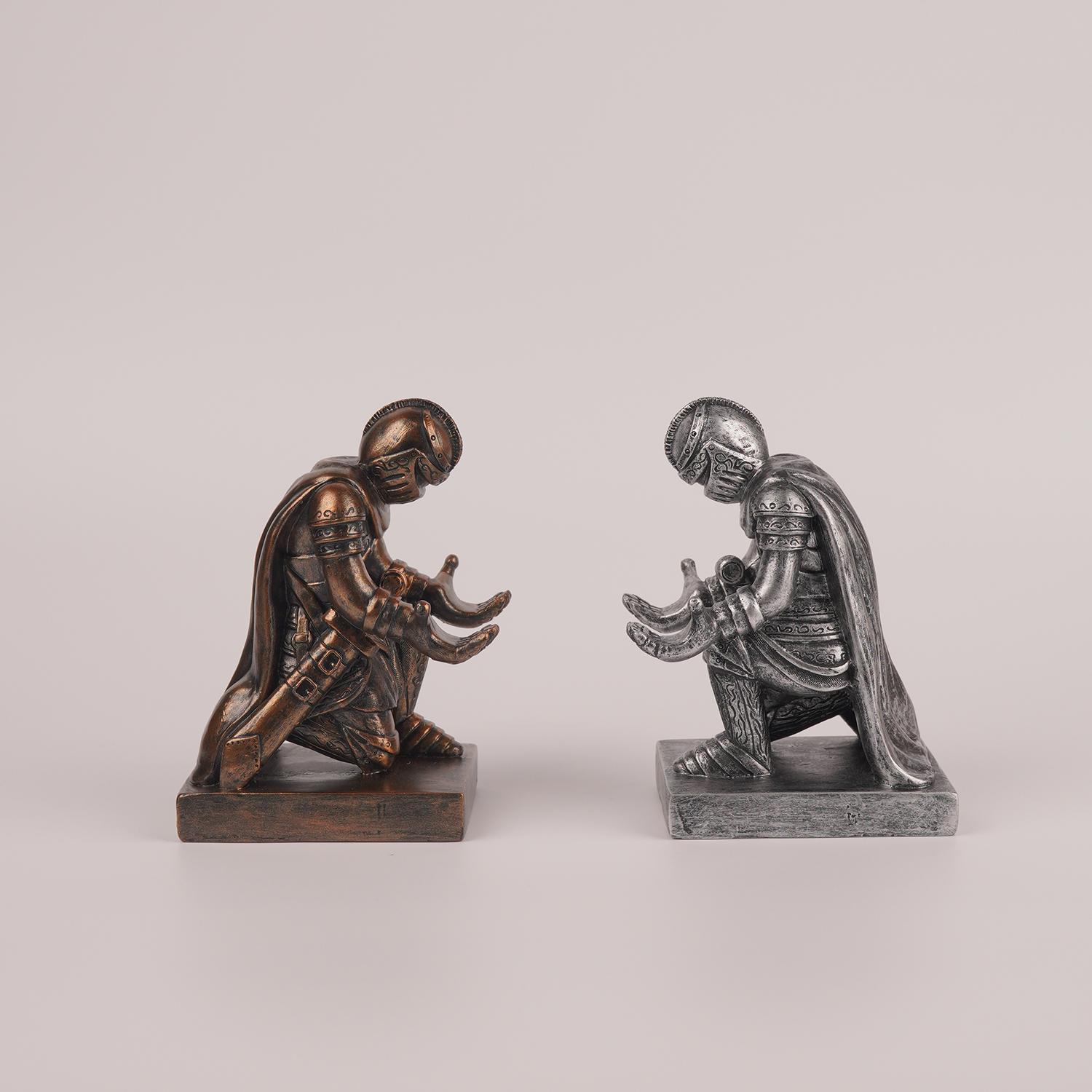 Creative Resin Sunglasses Stand, Gentleman Pen Holder, Knight Sword Display Rack, Office Desk Organizer, Sun Glasses Storage Bracket, Office Desk Accessories # TOP PICKS