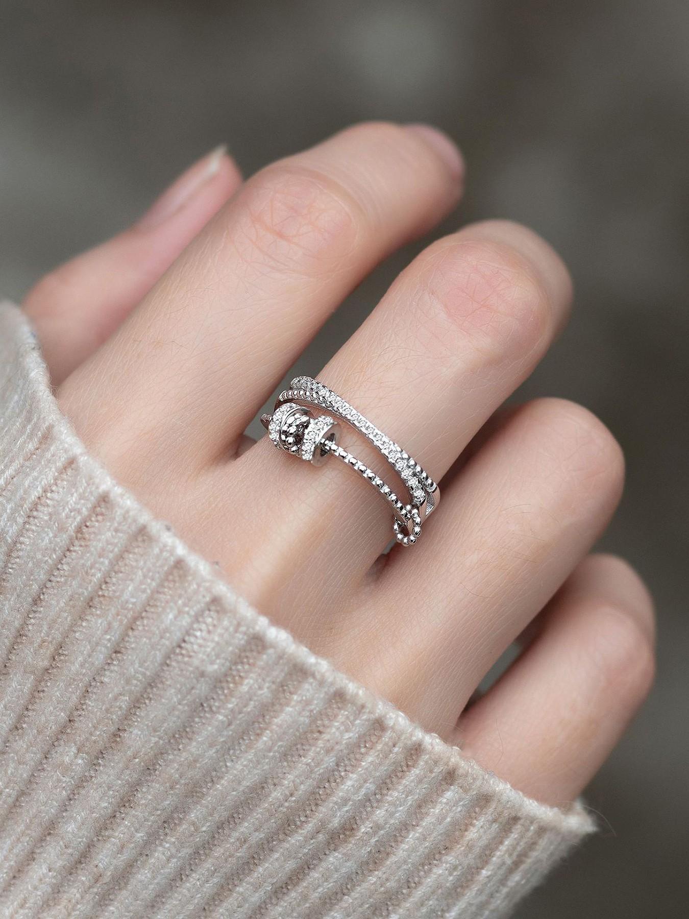 To My Daughter — Women's Stress-Relief Meditation Spinner Ring: Adjustable Fidget Jewelry with Spinning Beads—The Perfect Gift for Your Daughter or Stepdaughter (Ideal for Graduation Season)