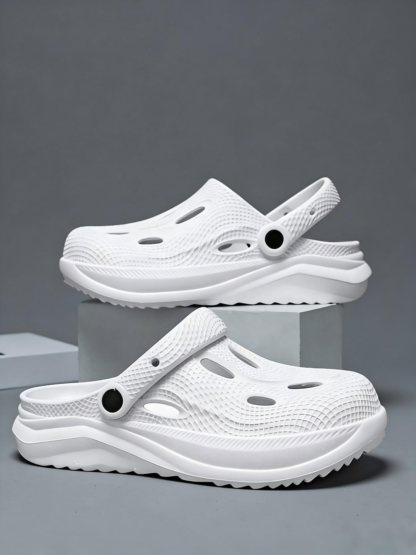 New Summer Style for Men, Casual Clogs for Students, Ultra-light, Soft and Elastic, Breathable, Dual-use for Beach and Bathroom, Wear-resistant, Non-slip, Two-way Wearable Closed-toe Sandals