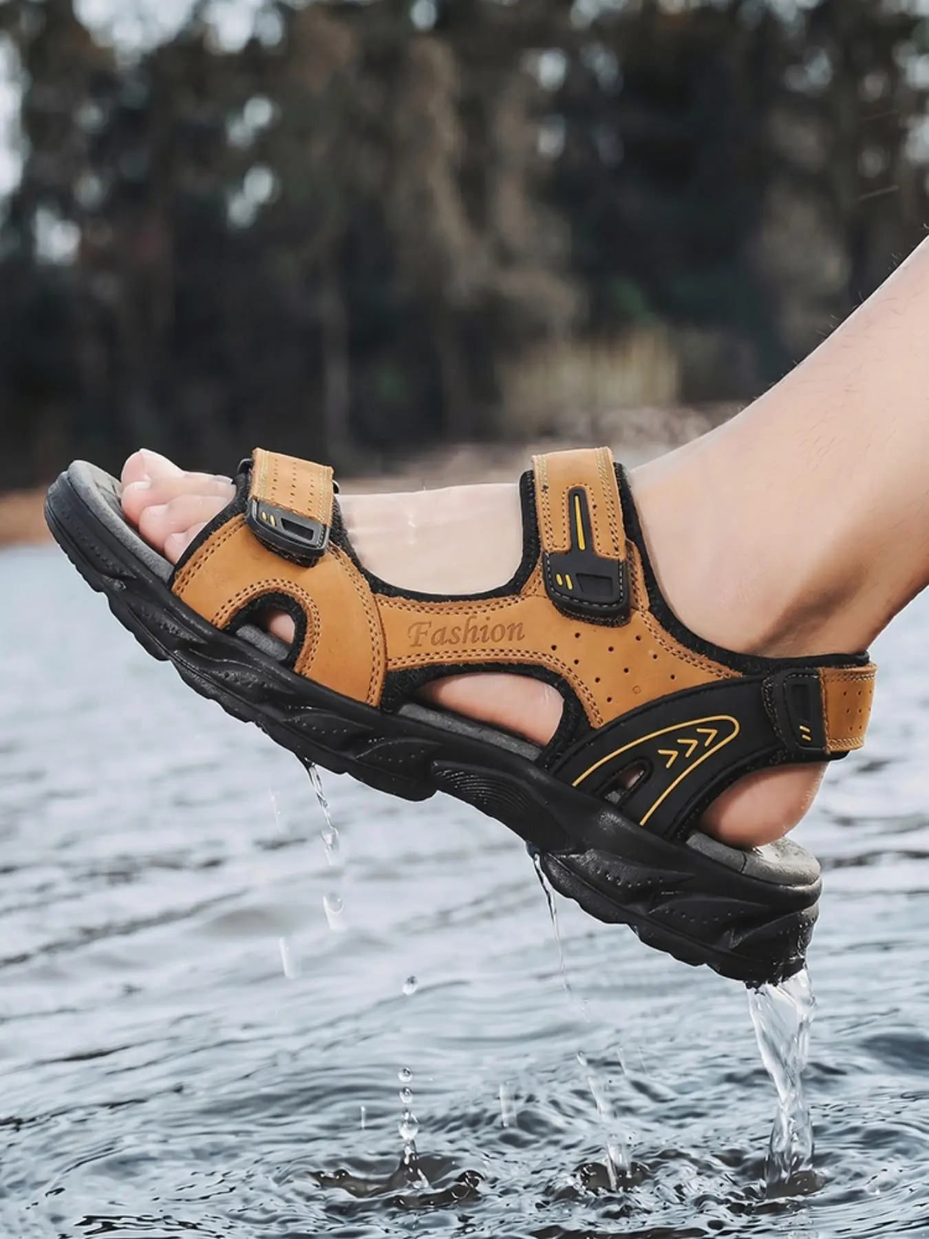 Couple Beach Shoes Large Size Sandals, Summer Outdoor Non-Slip Soft Sole, Men's British Style Leather, Women's Fashion Beach Shoes, Water Sandals