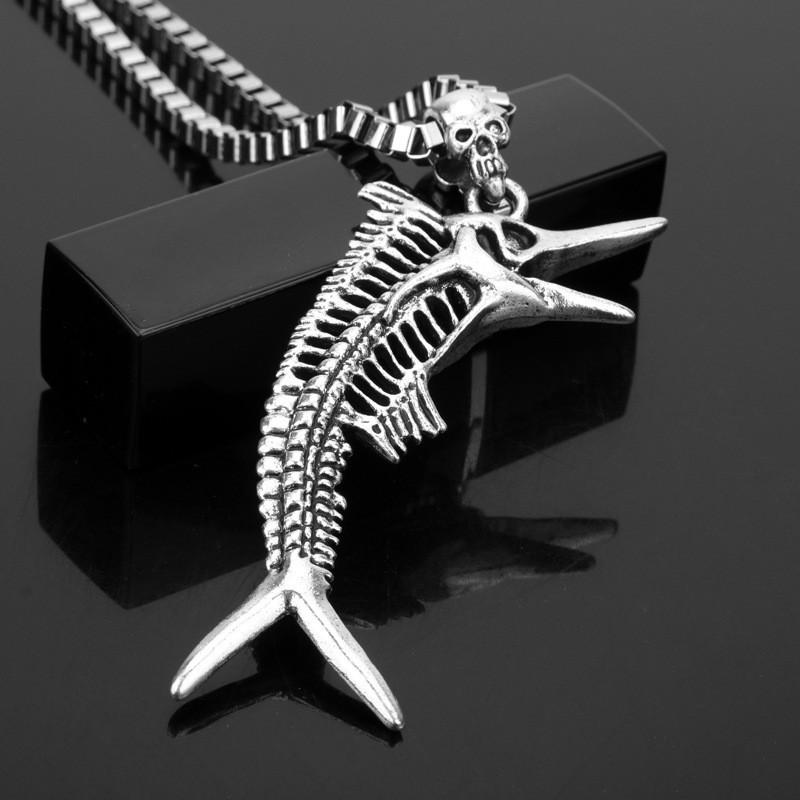 Vintage Gothic Oversized Alloy Metal Fish Skeleton Necklace for Male Wear - Elongated Form Silver-Tone Fossil Fish Skull Pendant, 23.62in Chain for Everyday Use