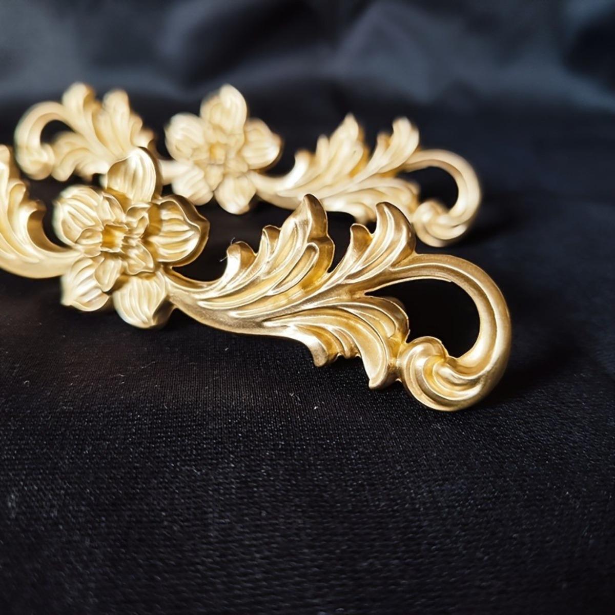 2PCS Gold Floral Engraved Cabinet Pulls, Luxury Metal Branch Texture Door Handles, Bright Gold Light Luxury Drawer and Wardrobe Handles for Modern Vintage Kitchen Cabinet Dresser Furniture Hardware