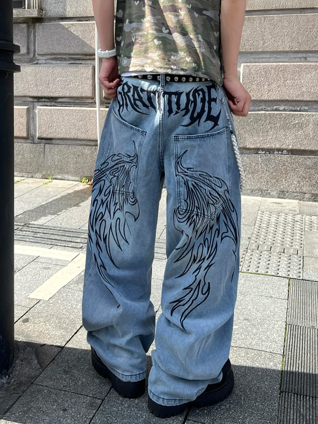 Men's Vintage Light Blue Washed Wide Leg Jeans, Gothic Letter Totem Embroidery, American High Street Loose Fit Long Pants, No Belt Included
