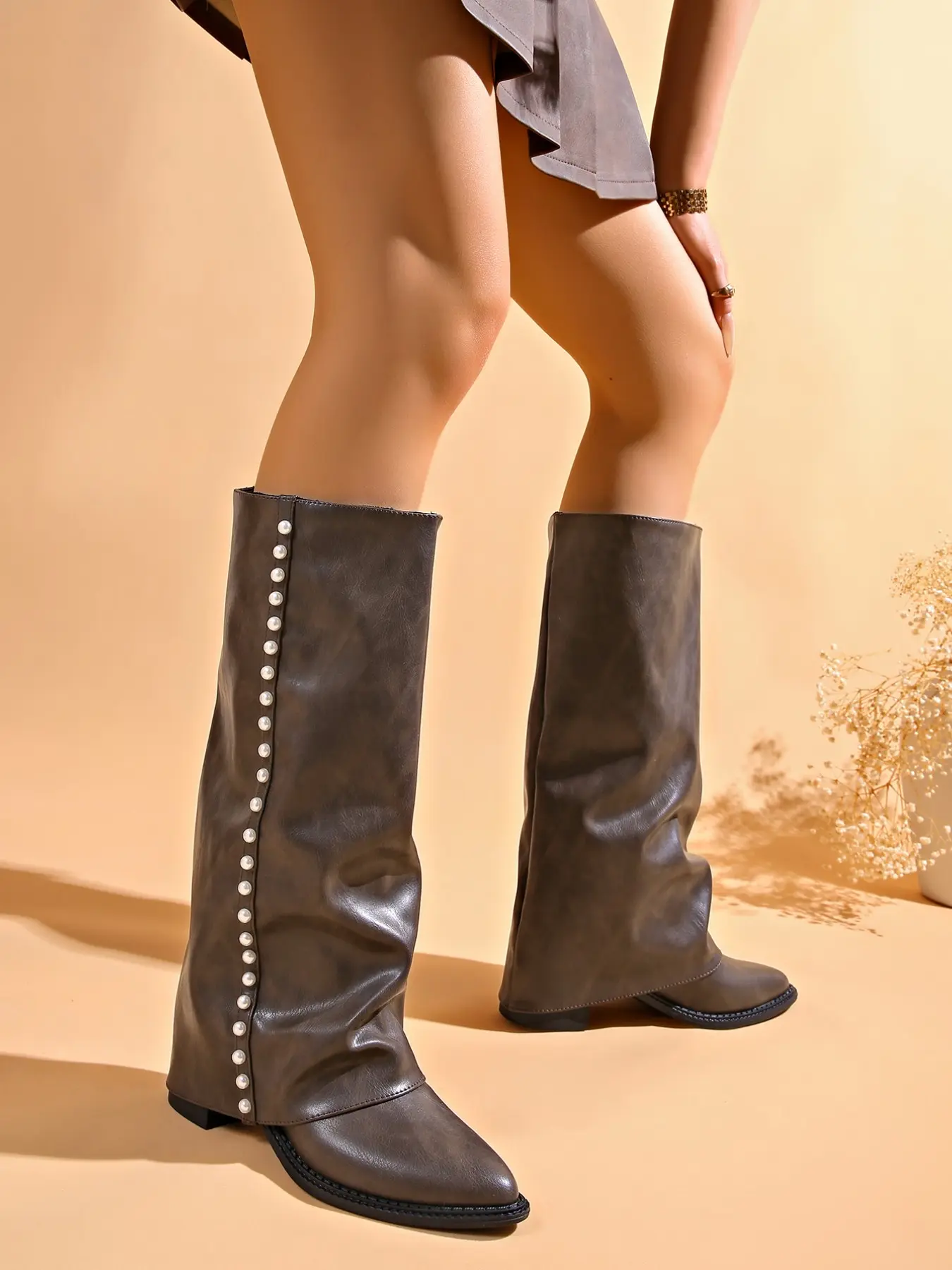 Vintage Distressed Mid-Calf Boots, Pearl Side Decoration, Pointed Toe, Western Style, PU Leather, Fall & Winter, Casual Wear