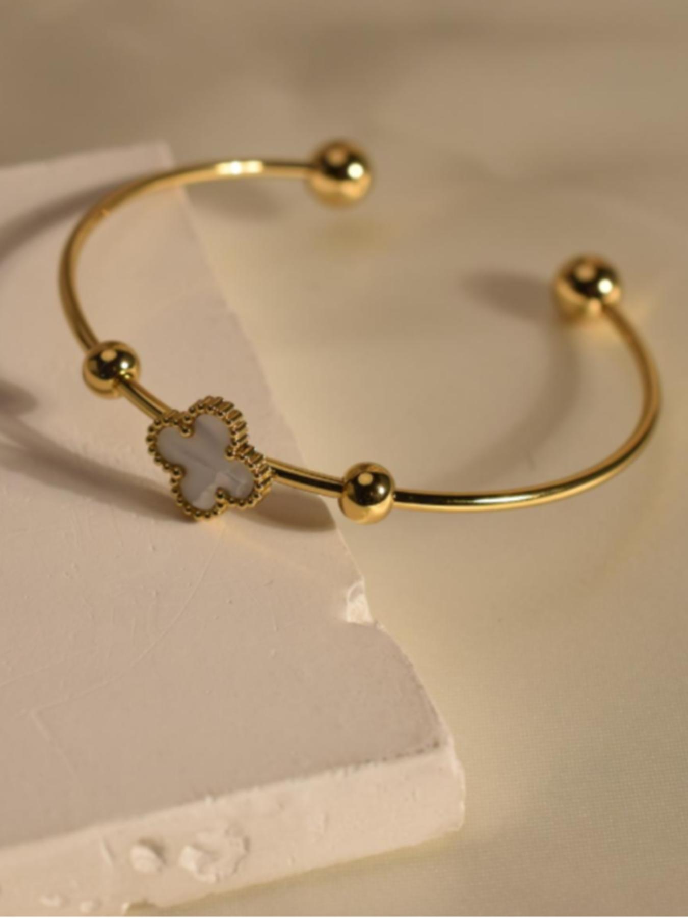 Luxury Clover Bracelet, Unique Court Style Korean Four-Leaf Clover Stainless Steel Open Bracelet, Perfect for Daily Wear, Women's Fashion Accessory