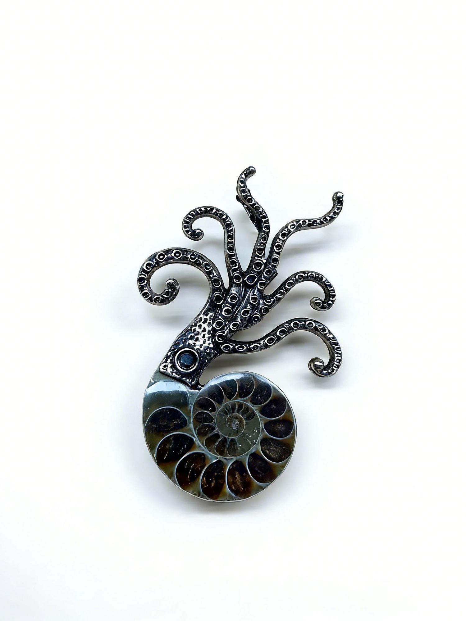 Natural Colorful Conch Octopus Brooch, Unique Exaggerated Large Octopus Ocean Creature Pendant, Dual-Use Decorative Pin