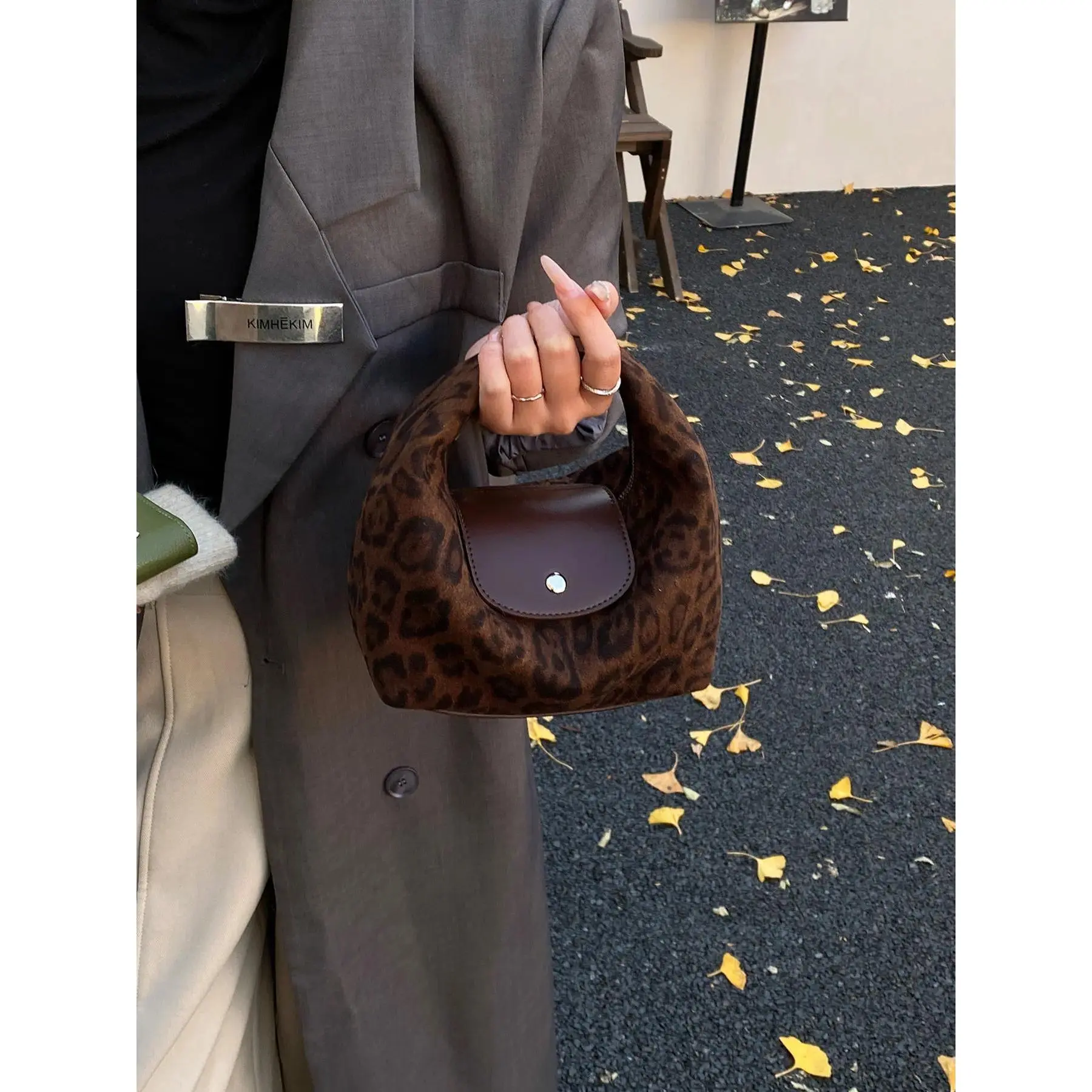 Women's Soft Suede Square Hobo Purse - Minimalist Chic Compact Casual Fashion Bag, Adjustable Crossbody Strap, Velvet Texture for Everyday Carry-Work (Adjustable Crossbody Purses)